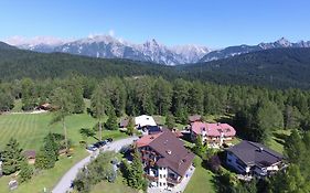 Landhaus Charlotte Am Geigenbuehel -Apartments