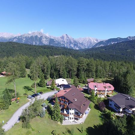 Landhaus Charlotte Am Geigenbuehel -Apartments Seefeld in Tirol Esterno foto