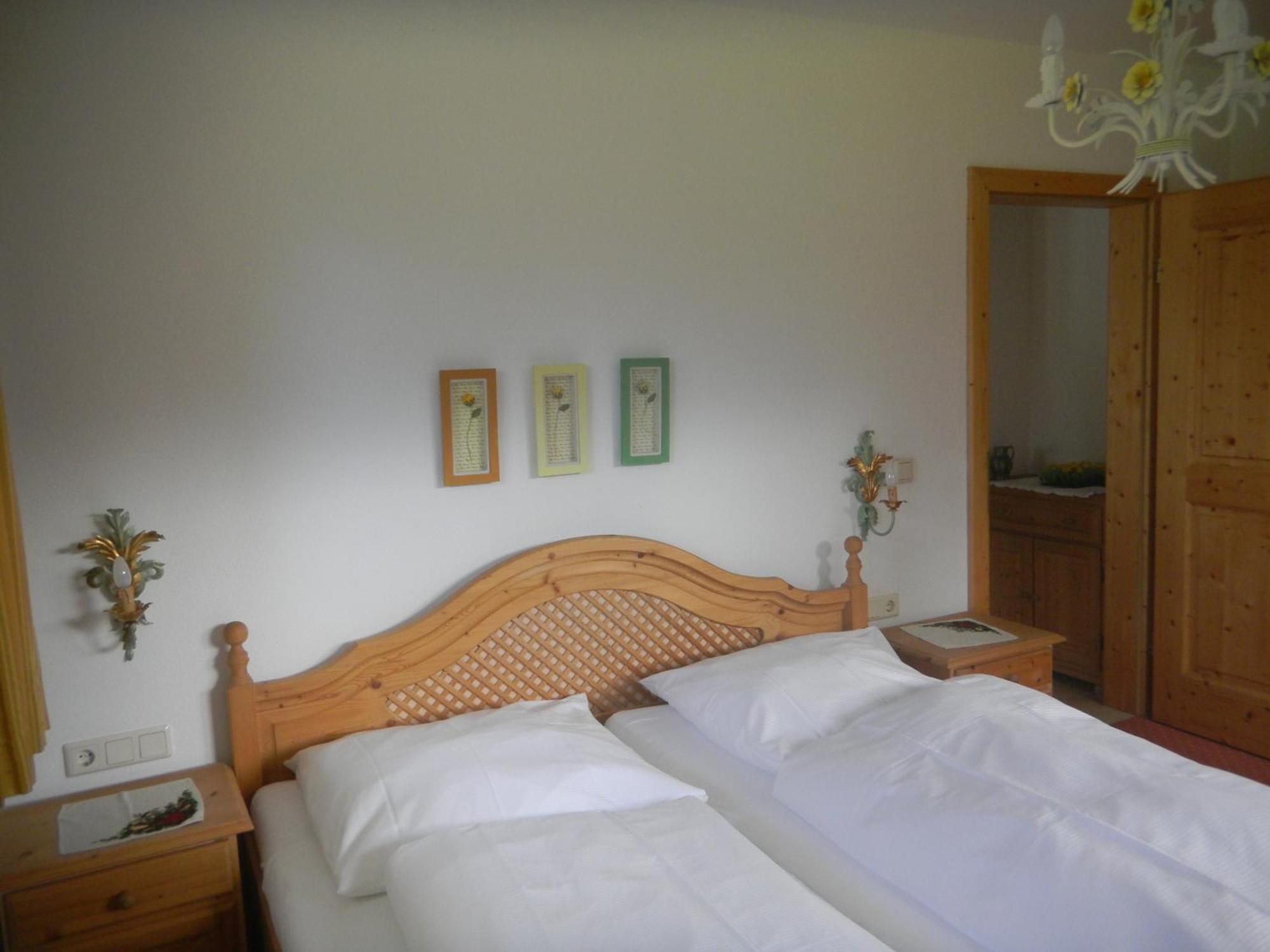 Landhaus Charlotte Am Geigenbuehel -Apartments Seefeld in Tirol Esterno foto