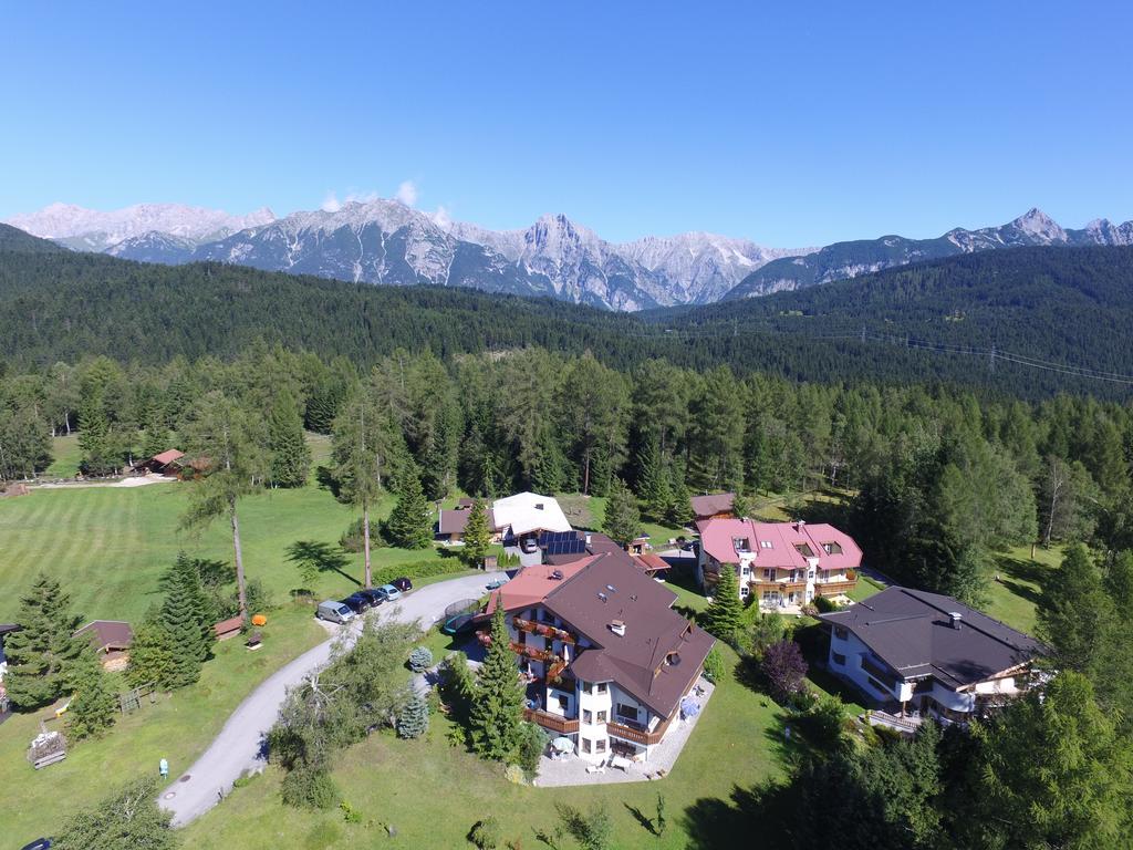 Landhaus Charlotte Am Geigenbuehel -Apartments Seefeld in Tirol Esterno foto