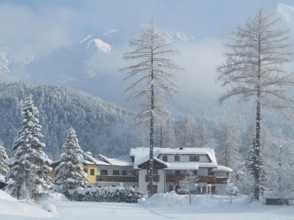 Landhaus Charlotte Am Geigenbuehel -Apartments Seefeld in Tirol Esterno foto