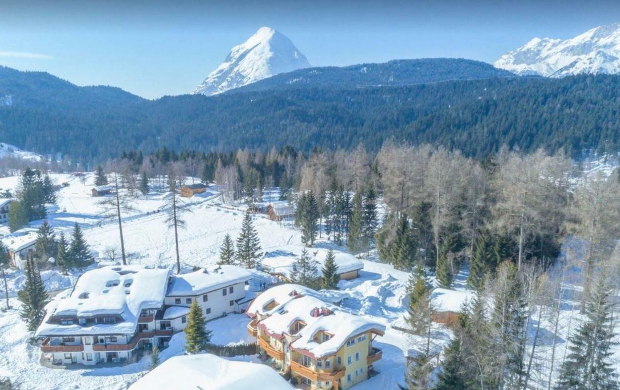 Landhaus Charlotte Am Geigenbuehel -Apartments Seefeld in Tirol Esterno foto